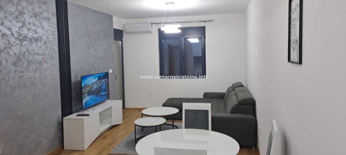 Izdavanje, jednosoban stan 47m2, City kvart, Podgorica